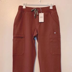 FIGS Yola 2.0 scrub pants Dark Cherry sz S